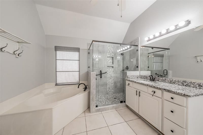 203 Arbor Park Drive, Euless TX 76039 - Photo 30