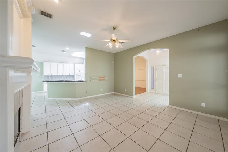 203 Arbor Park Drive, Euless TX 76039 - Photo 15