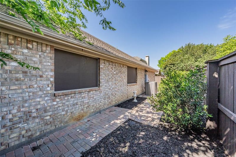 203 Arbor Park Drive, Euless TX 76039 - Photo 31