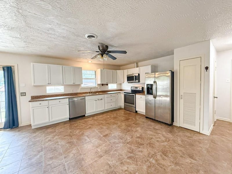 2424 Dorrington Drive, Dallas TX 75228 - Photo 7