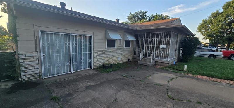12052 Bellafonte Drive, Dallas TX 75243