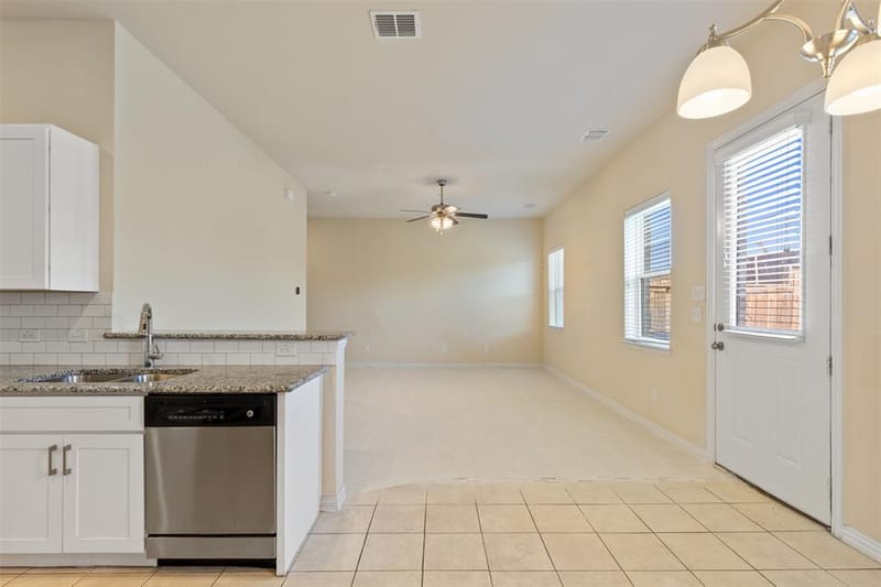 1904 Bethlehem Street, Irving TX 75061 - Photo 13
