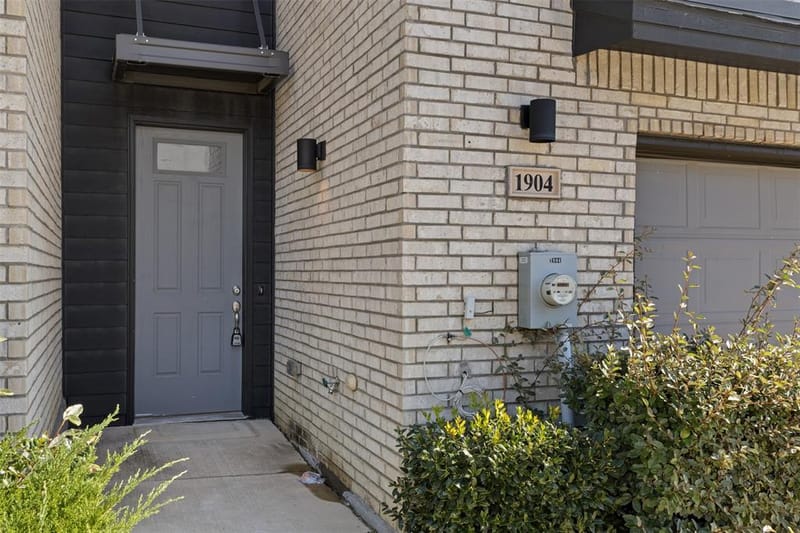 1904 Bethlehem Street, Irving TX 75061 - Photo 3