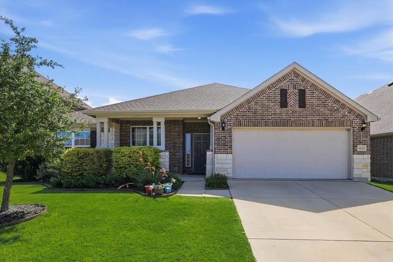 8120 Horseman Road, Fort Worth TX 76131 - Photo 2