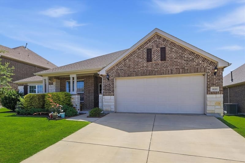 8120 Horseman Road, Fort Worth TX 76131 - Photo 3