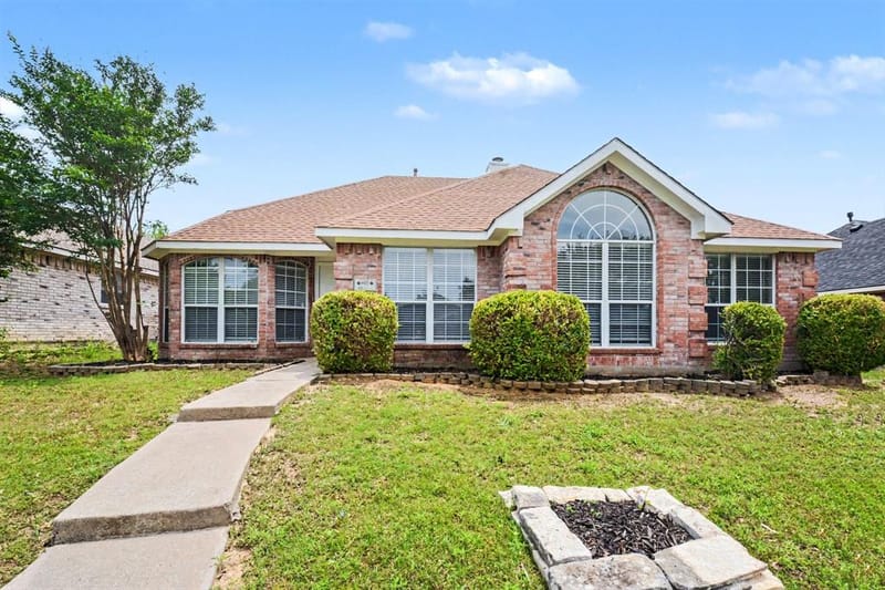 9901 Queens Road, Frisco TX 75035 - Photo 2
