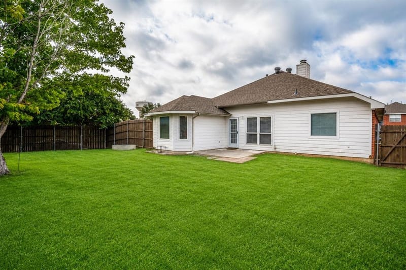 9300 Chesapeake Lane, McKinney TX 75071 - Photo 12