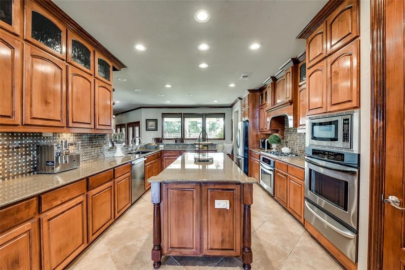 2012 Winthrop Hill Road, Denton TX 76226 - Photo 12