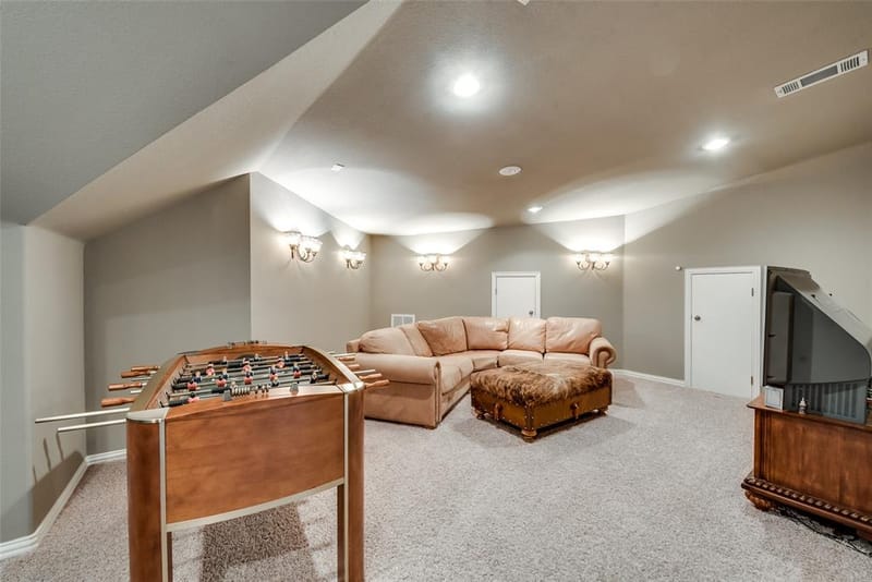 2012 Winthrop Hill Road, Denton TX 76226 - Photo 32