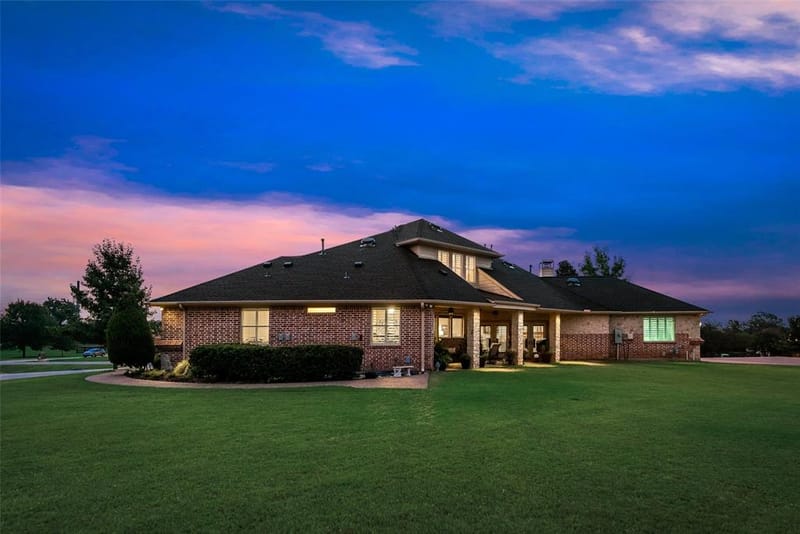 2012 Winthrop Hill Road, Denton TX 76226 - Photo 37