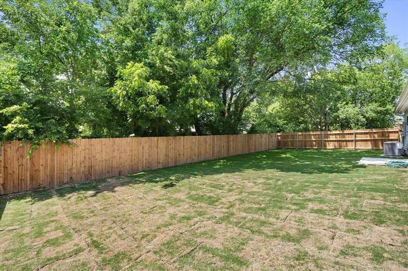 108 S Manson Street, Wolfe City TX 75496 - Photo 20