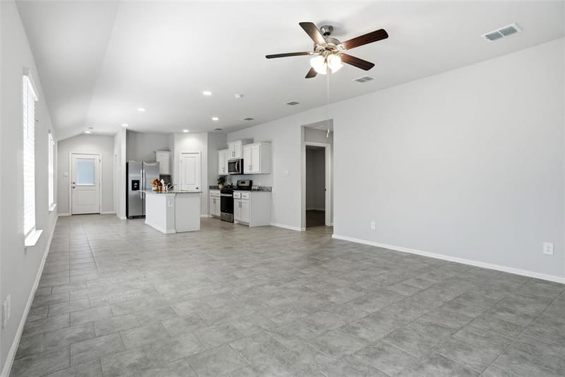 162 Greengate Drive, Boyd TX 76023 - Photo 8