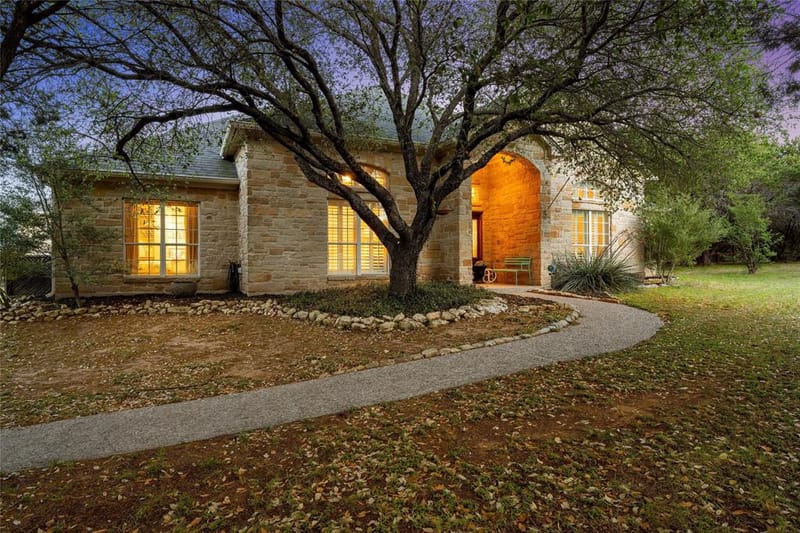 230 Hali Brooke Drive, China Spring TX 76633 - Photo 3