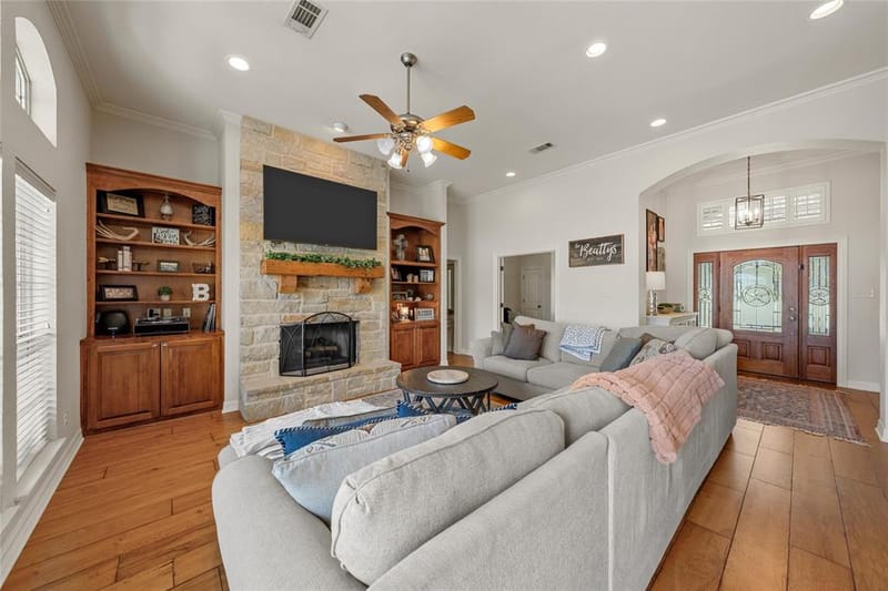 230 Hali Brooke Drive, China Spring TX 76633 - Photo 5
