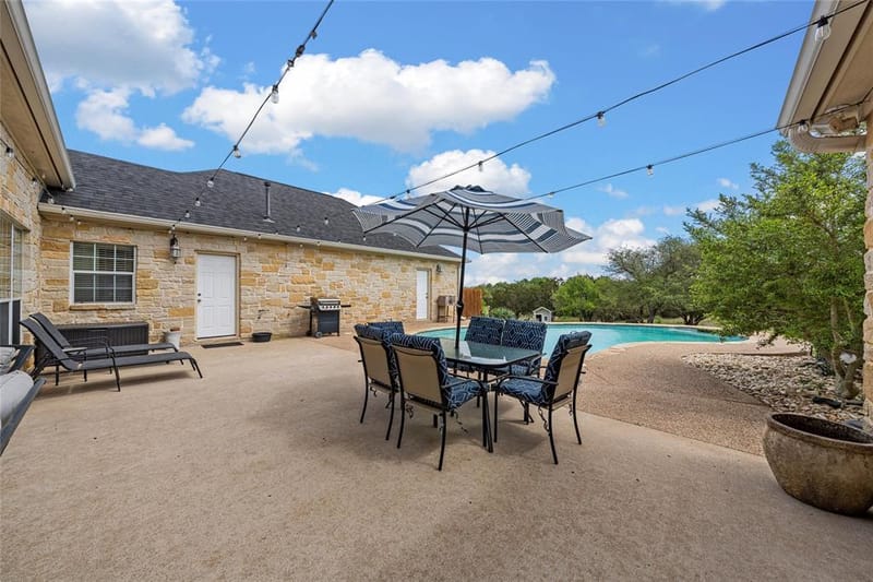 230 Hali Brooke Drive, China Spring TX 76633 - Photo 33