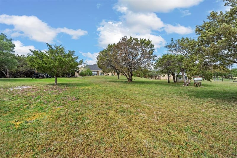 230 Hali Brooke Drive, China Spring TX 76633 - Photo 35