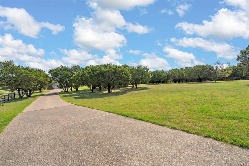 230 Hali Brooke Drive, China Spring TX 76633 - Photo 39