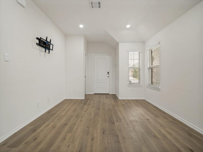 911 Corral Street, Royse City TX 75189 - Photo 6