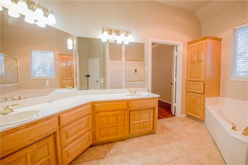 182 Lakeview Drive, Aledo TX 76008 - Photo 17