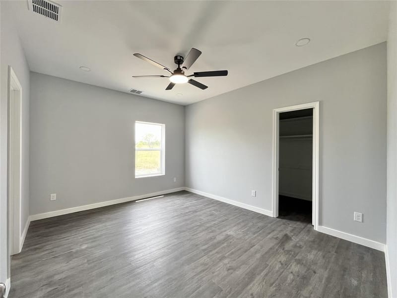 117 Barber Lakes Road, Mineral Wells TX 76067 - Photo 11