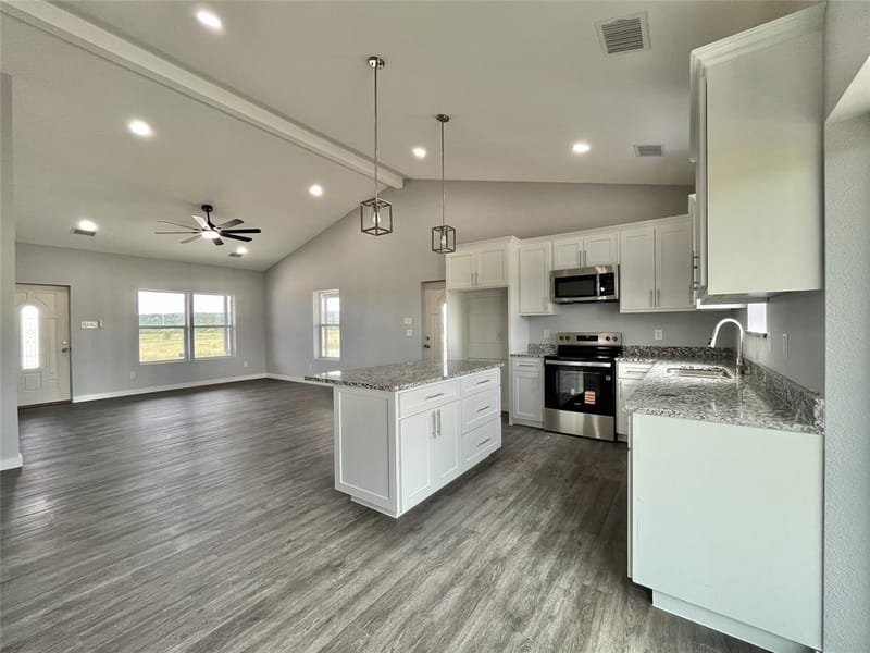 117 Barber Lakes Road, Mineral Wells TX 76067 - Photo 8