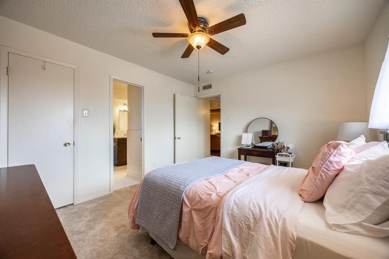 6027 E University Boulevard # 215, Dallas TX 75206 - Photo 17