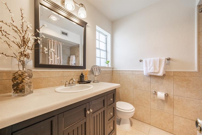 6027 E University Boulevard # 215, Dallas TX 75206 - Photo 20