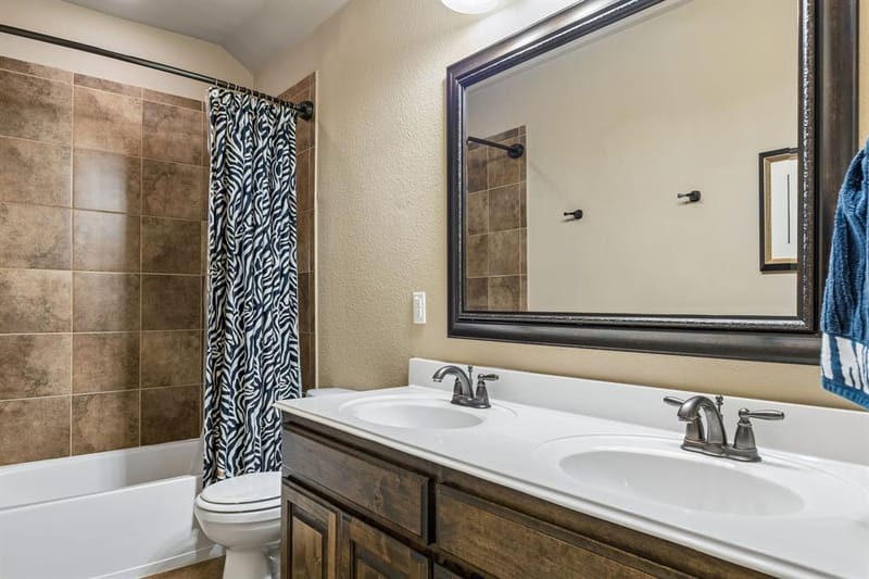 2452 Elm Valley Drive, Little Elm TX 75068 - Photo 17