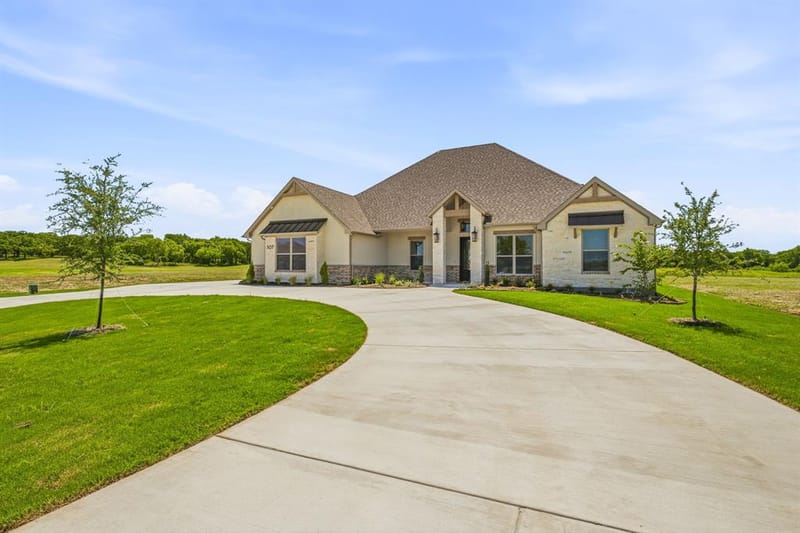 107 Eagle Court, Glen Rose TX 76077 - Photo 3