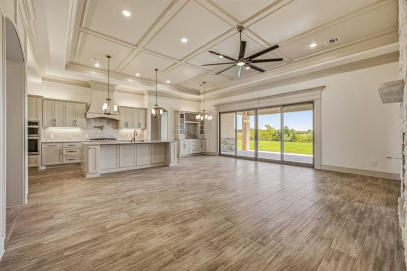 107 Eagle Court, Glen Rose TX 76077 - Photo 9