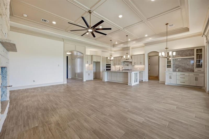 107 Eagle Court, Glen Rose TX 76077 - Photo 8