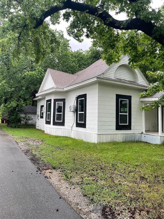 320 W 6th Street, Bonham TX 75418 - Photo 2