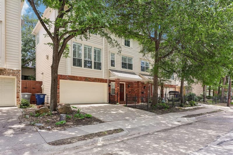 3312 Throckmorton Street, Dallas TX 75219 - Photo 2