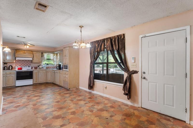 18459 Fm 16 E, Winona TX 75792 - Photo 24