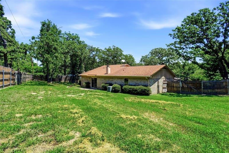 400 Woodlake Circle, Azle TX 76020 - Photo 2