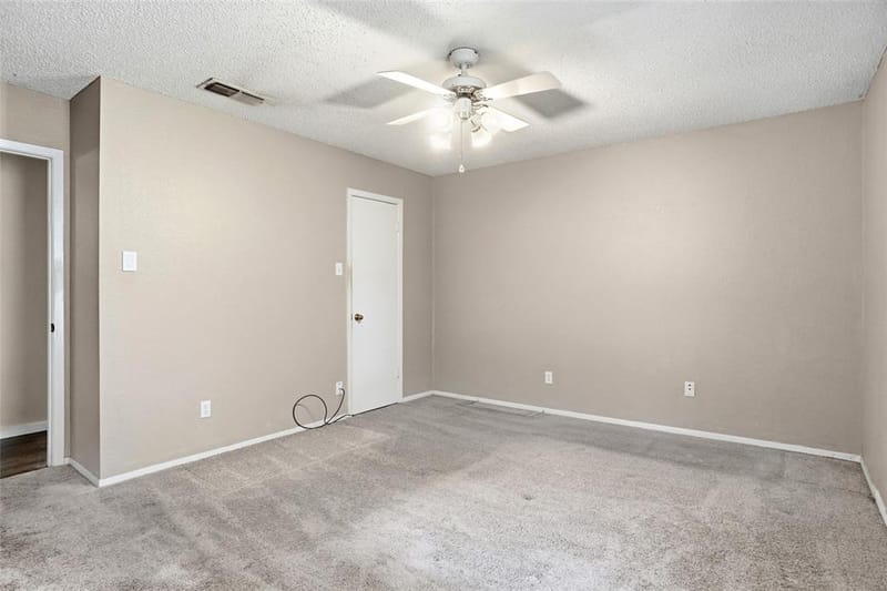 400 Woodlake Circle, Azle TX 76020 - Photo 10