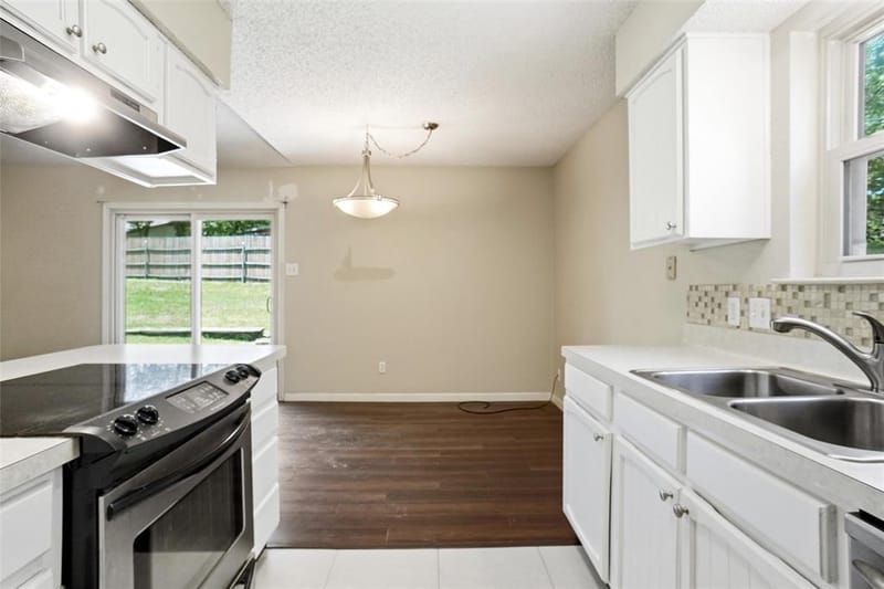 400 Woodlake Circle, Azle TX 76020 - Photo 8