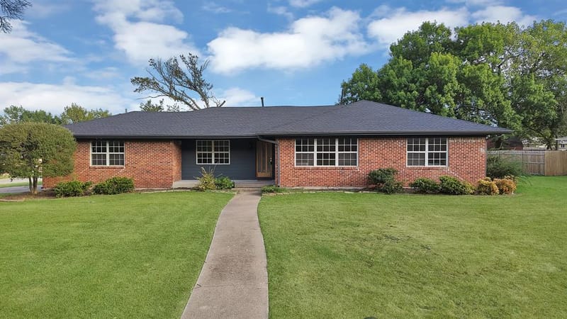 1618 Comanche Trail, Garland TX 75043 - Photo 2