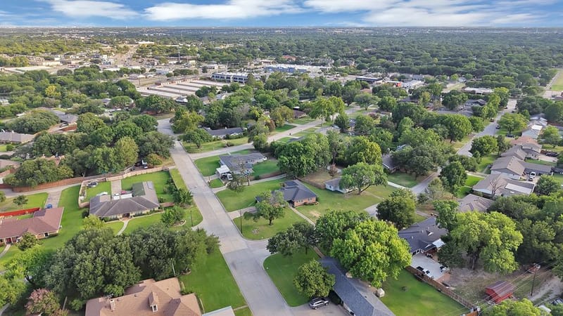 1618 Comanche Trail, Garland TX 75043 - Photo 33