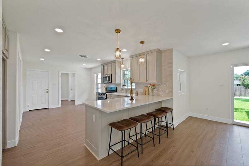 1618 Comanche Trail, Garland TX 75043 - Photo 8