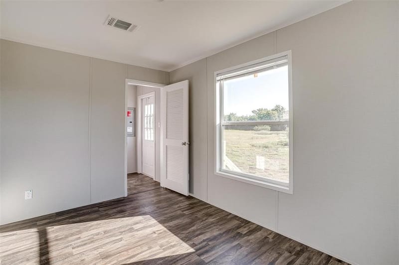 4417 County Road 423, Grandview TX 76050 - Photo 12