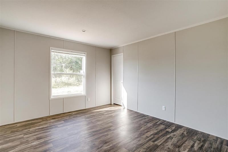 4417 County Road 423, Grandview TX 76050 - Photo 26