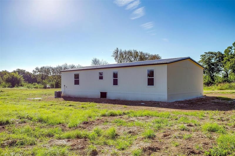 4417 County Road 423, Grandview TX 76050 - Photo 36