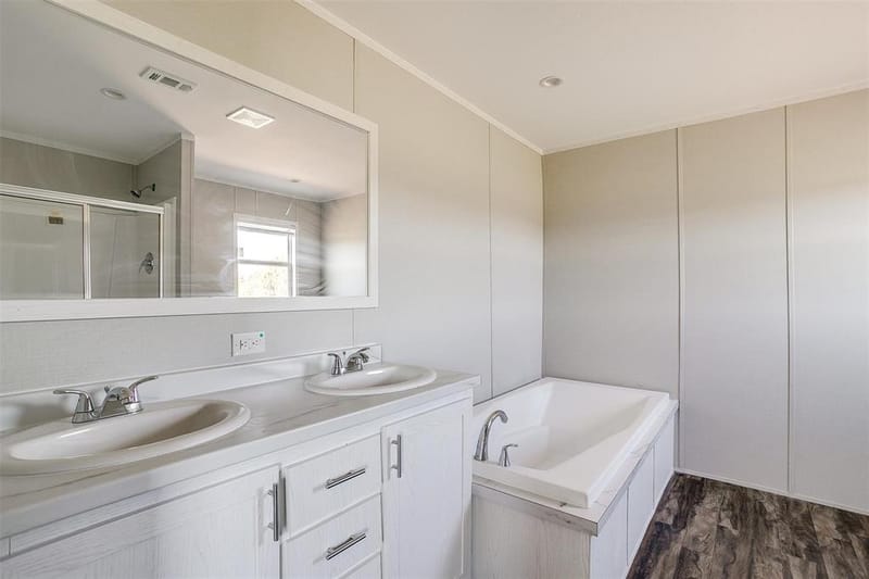 4417 County Road 423, Grandview TX 76050 - Photo 20