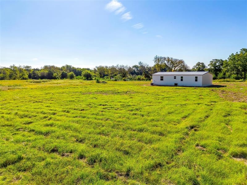 4417 County Road 423, Grandview TX 76050 - Photo 39