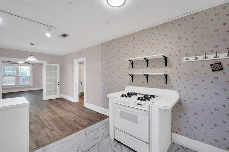 1312 Park Drive, Hillsboro TX 76645 - Photo 11