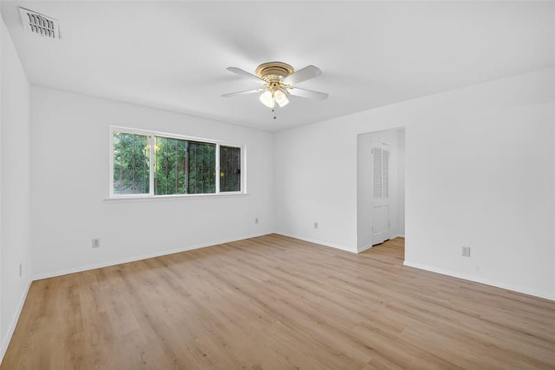 1744 Gross Road, Dallas TX 75228 - Photo 11