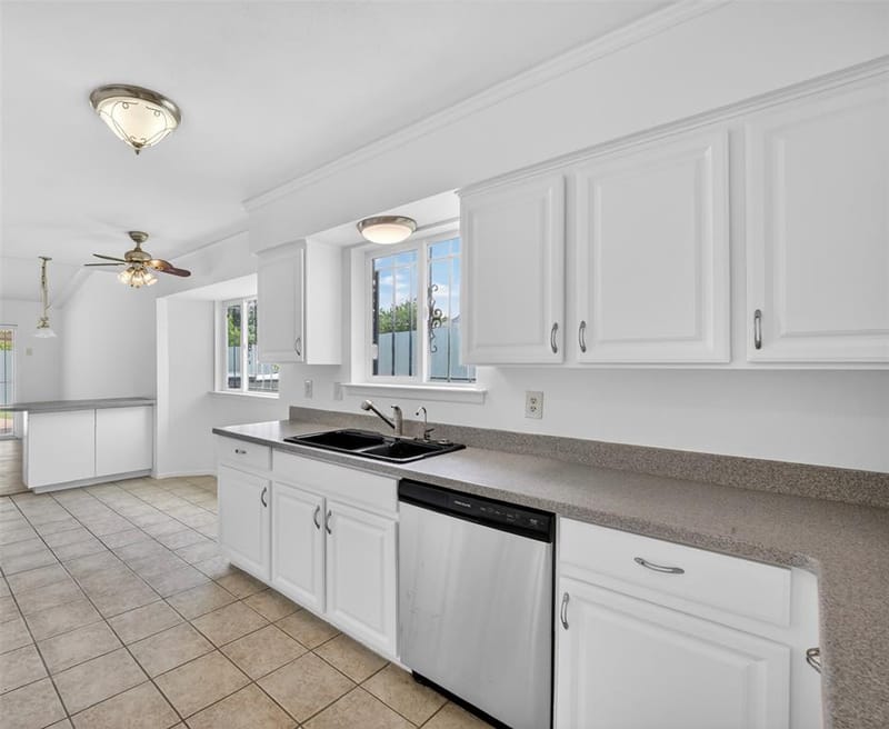 1744 Gross Road, Dallas TX 75228 - Photo 6