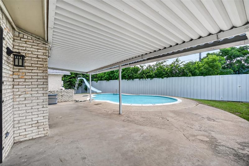 1744 Gross Road, Dallas TX 75228 - Photo 18