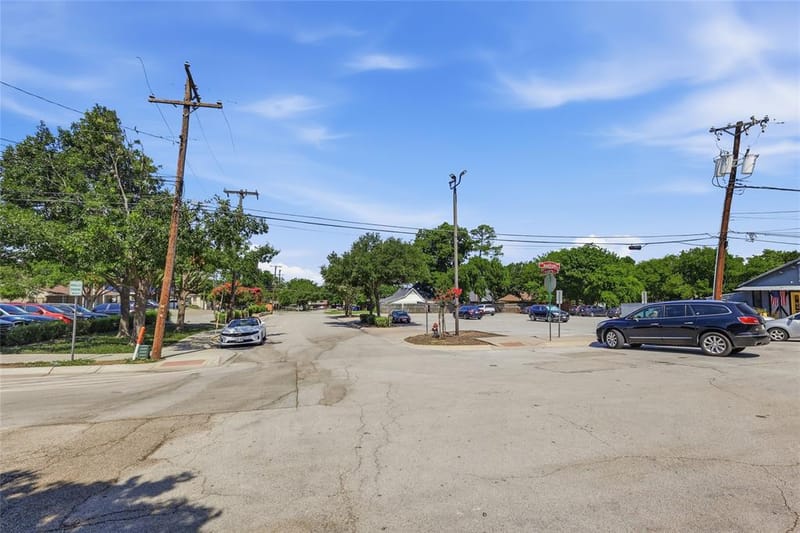 218 W Worth Street, Grapevine TX 76051 - Photo 22
